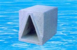使用滤砖的滤池其单池的平面长宽尺