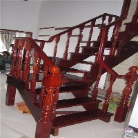 桂林最好的实木楼梯图1