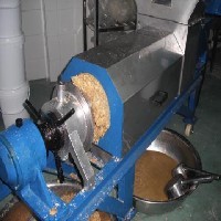 鲜生姜挤榨汁机