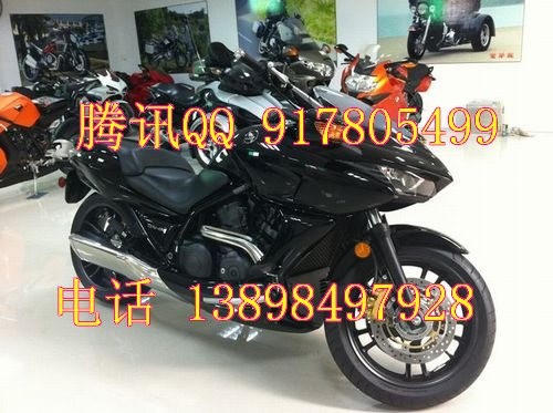 出售本田DN-01摩托车
