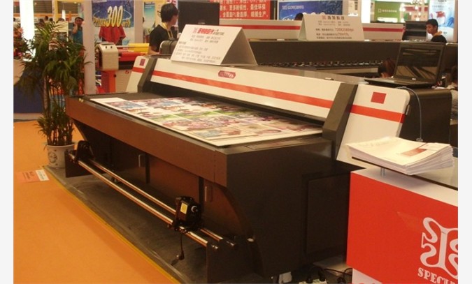 2.5m大型平板多功能打印机