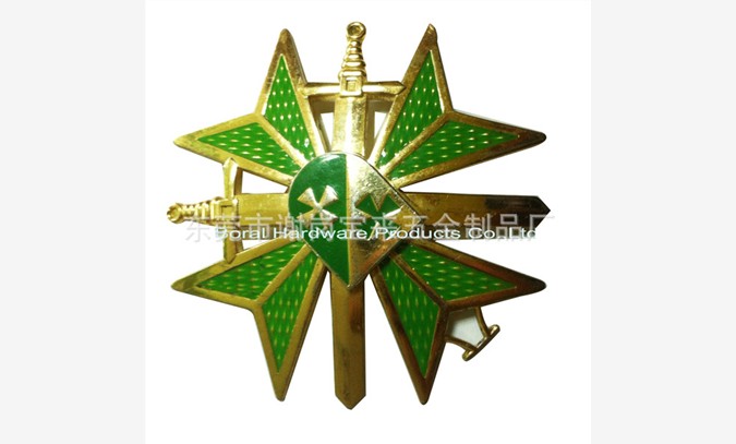 压铜证章，镀金绿色透明漆十字架证