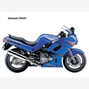 川崎ZZR600摩托车