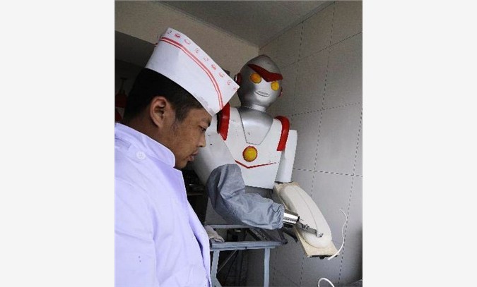 機(jī)器人刀削面機(jī)