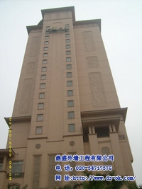 广州外墙粉刷专用电动吊篮出租图1