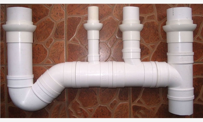 PVC排水管内壁旋转型流水无声