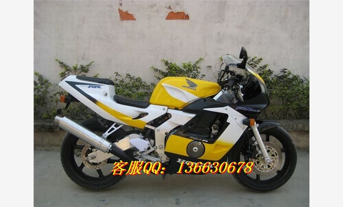 热卖摩托跑车本田CBR250RR