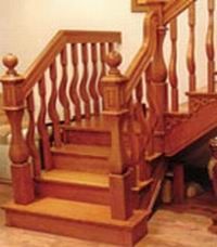 实木楼梯-索非亚-巨韵木制品