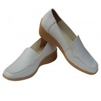 护士鞋 防滑坡跟 轻便舒适 白色 工作鞋 美容鞋