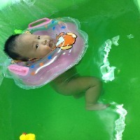 泉州嬰幼兒游泳館 環(huán)境好的嬰幼兒游泳館 最好的嬰幼兒游泳館