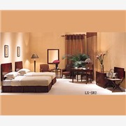 利明木业欧式酒店家具，橡木衣柜。图1