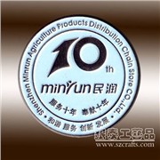 深圳银泰专业生产纯银徽章，纯银印图1