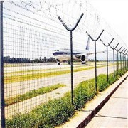 高速公路护栏网 铁路隔离栅 机场防护网、监狱围网、小区围网、体育围网、球